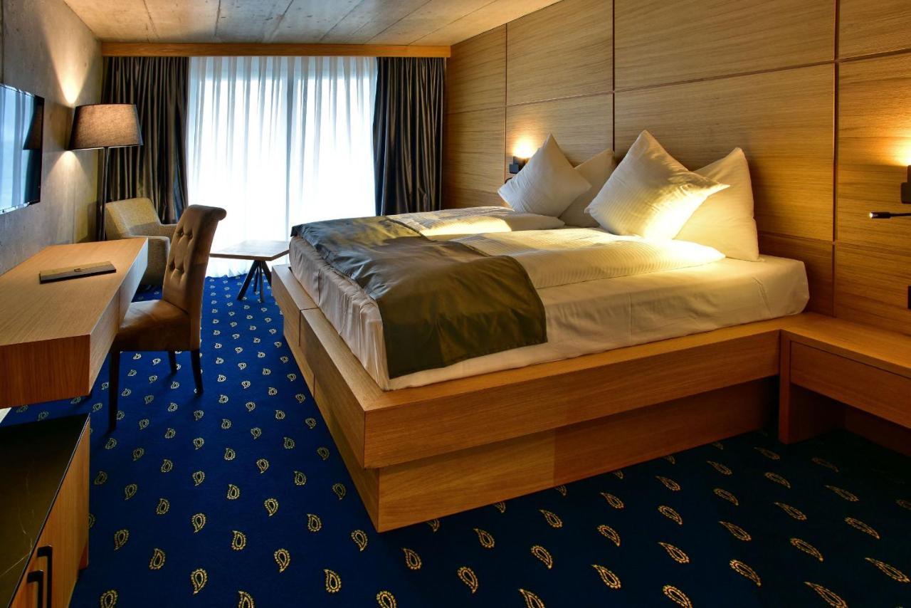 City Hotel Glarnerland Näfels エクステリア 写真