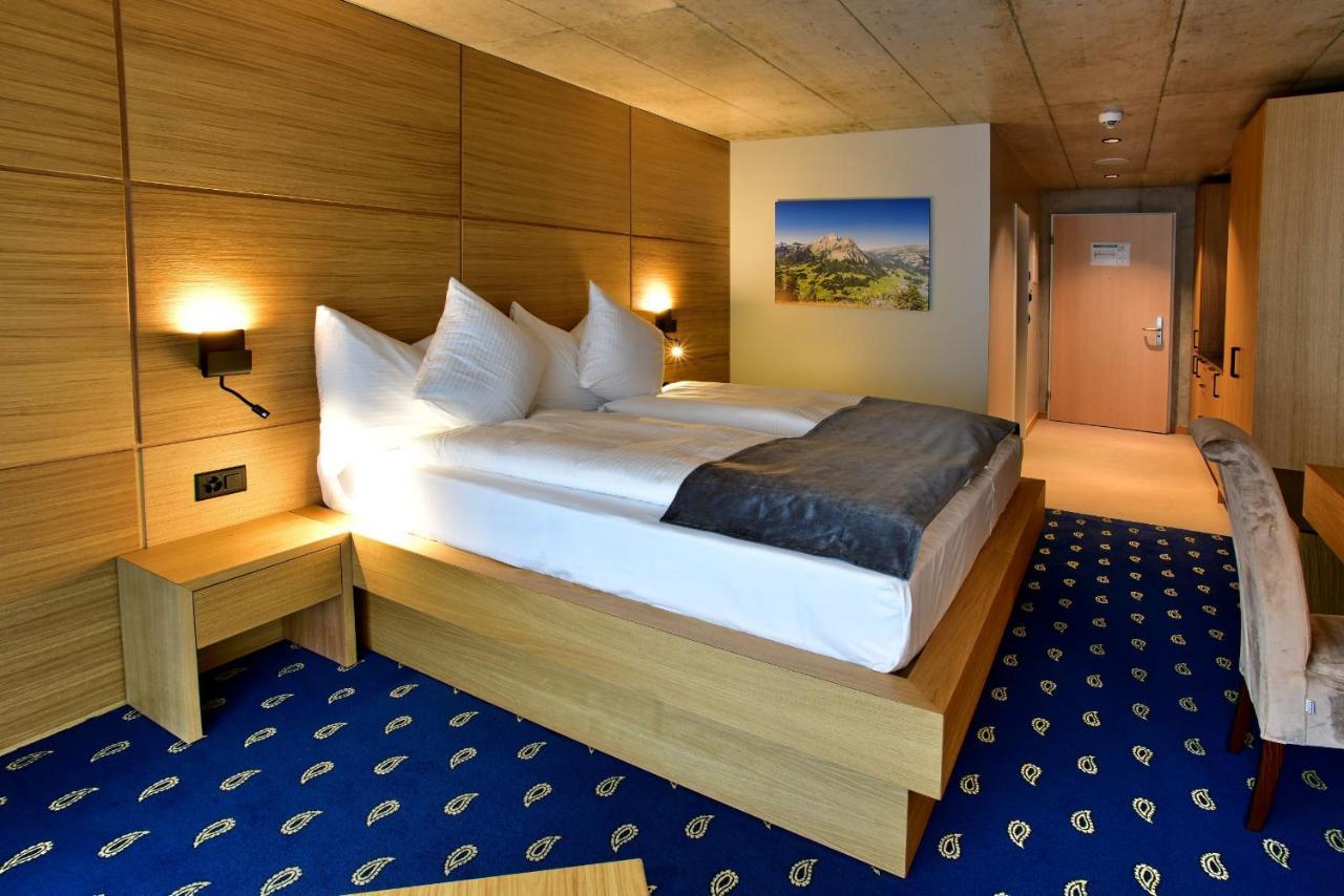 City Hotel Glarnerland Näfels エクステリア 写真