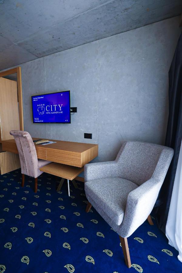 City Hotel Glarnerland Näfels エクステリア 写真